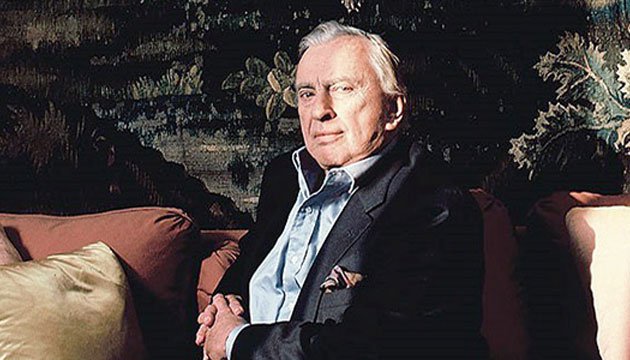 Gore_Vidal-lounging630x360px.jpg.jpe