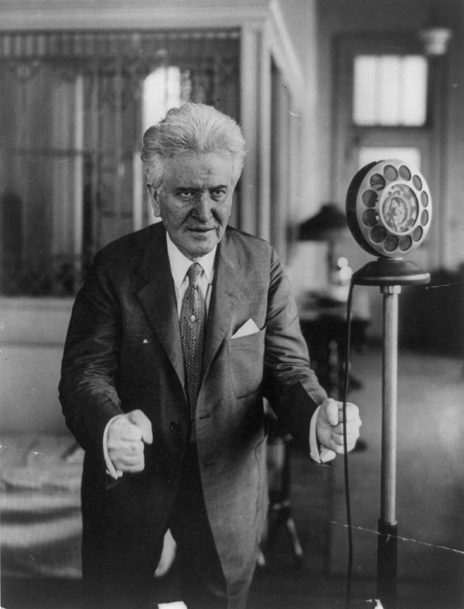 “Fighting Bob” LaFollette championed progressive causes at the turn of the 20th century as Governor of Wisconsin and later as a U.S. senator.